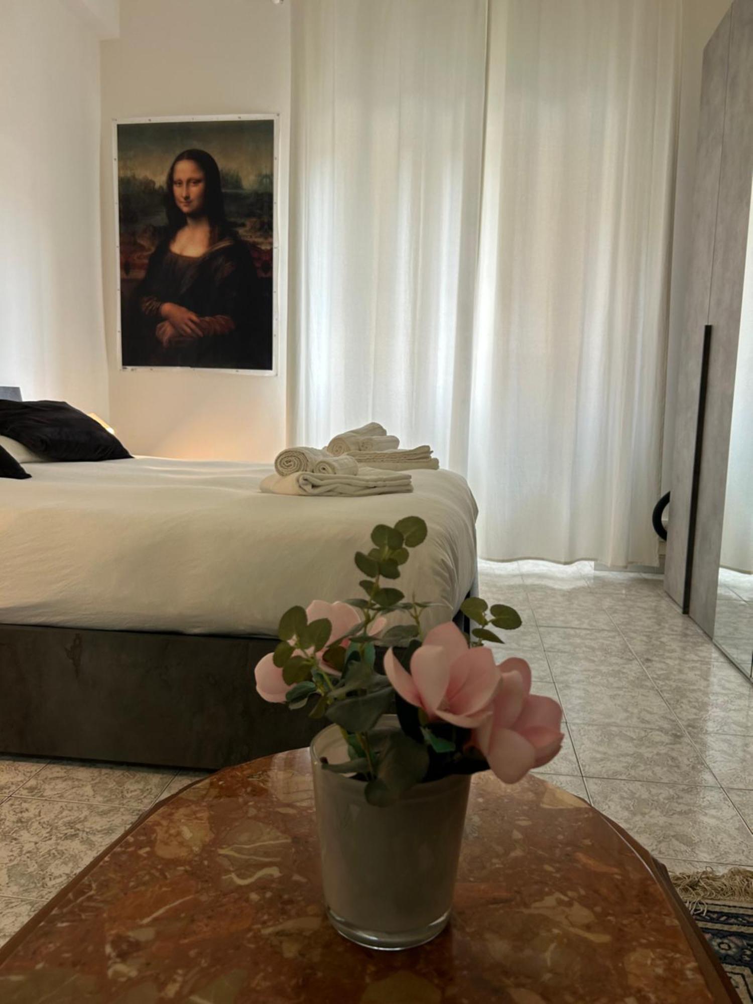 Candelor'S House - Apt & Garden In Gianicolense Rome Bagian luar foto