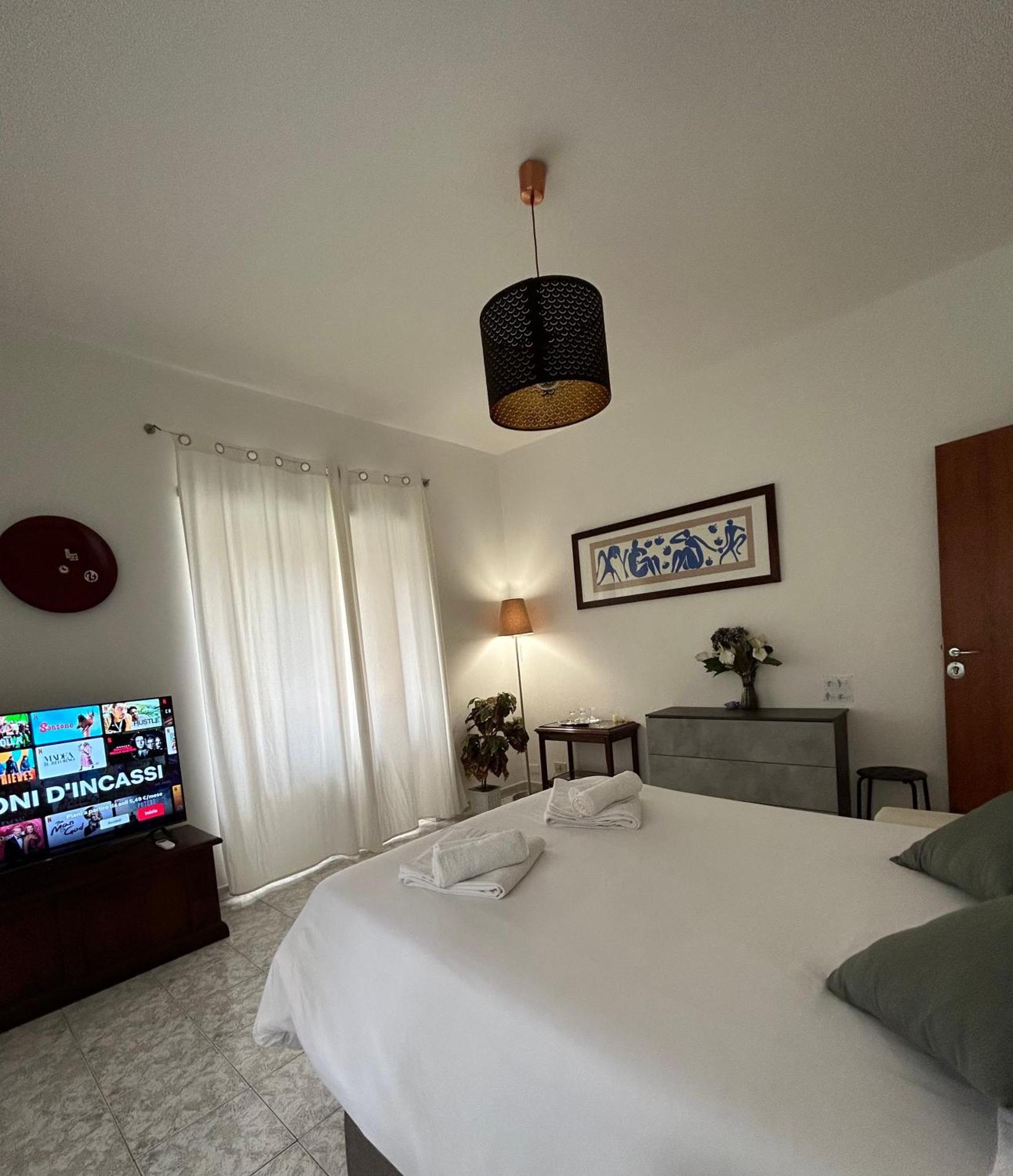Candelor'S House - Apt & Garden In Gianicolense Rome Bagian luar foto